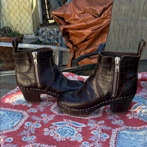 Swedish Hasbeens Zip It Emy Brown Croc-Embossed Ankle High Boots